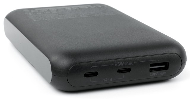 Belkin BoostCharge Pro 手提電腦尿袋