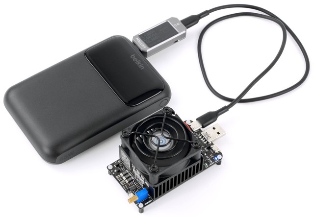 Belkin BoostCharge Pro 手提電腦尿袋