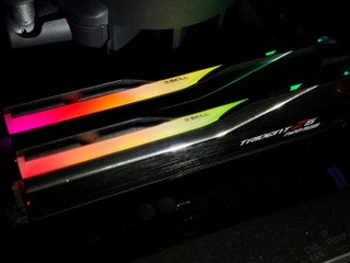 128GB 大容量 !! D5-6000 CL34 G.Skill Trident Z5 Neo RGB D5-6000 CL34 128GB Kit