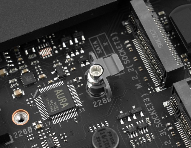 ROG CROSSHAIR X870E HERO BTF