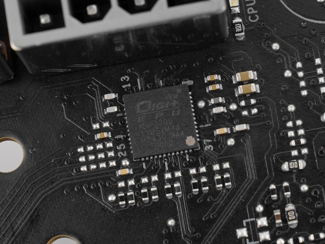 ROG CROSSHAIR X870E HERO BTF
