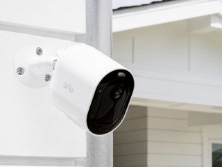 Arlo 聖誕限時優惠低至 6 折  時隨地遠距看顧屋企同摯愛