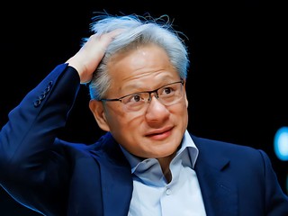 《黃仁勳傳記》作者為 NVIDIA 擔憂 Google 在 AI 競賽勝出   NVIDIA 將陷困境