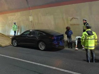 行車電腦失靈解不開「定速巡航」 115Km/h 狂奔 4.5 小時直至燃油耗盡