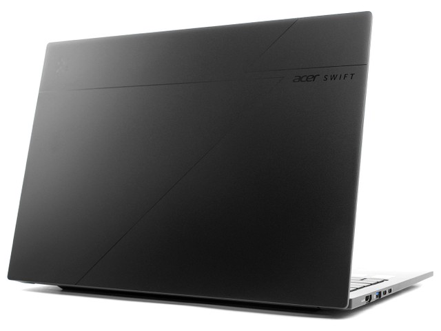 Acer Swift Go 16 AI