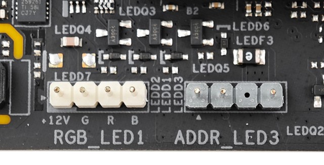 ASRock B850M Challenger WiFi 主机板