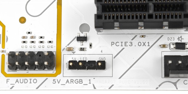 SAPPHIRE PURE X870A WiFi 7 主机板