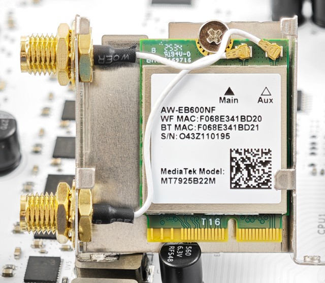 SAPPHIRE PURE X870A WiFi 7 主机板