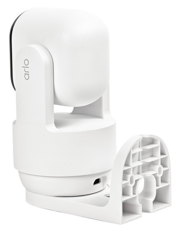 Arlo Essential 雲台室內攝影機