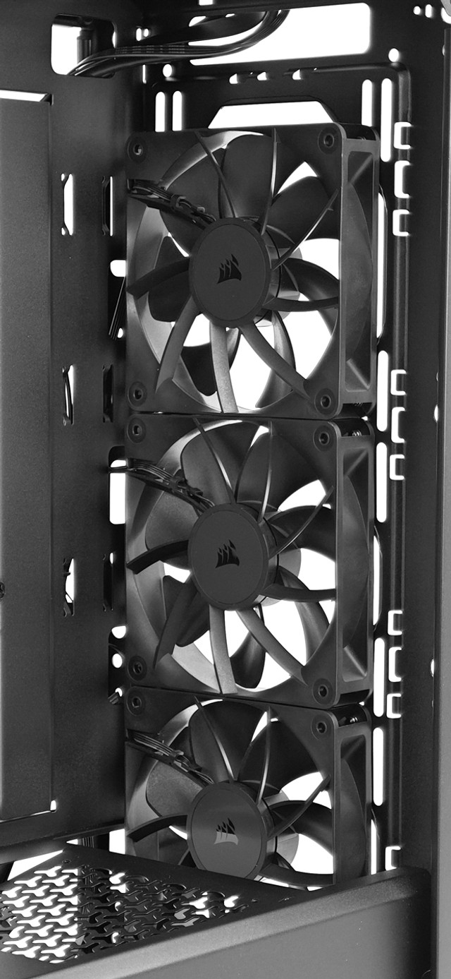 CORSAIR 3200D RS 機箱