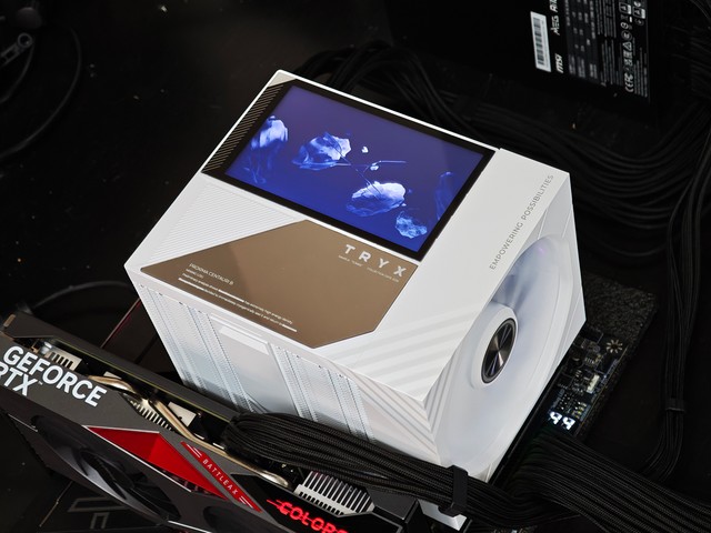 TRYX TURRIS 620 White 风冷散热器