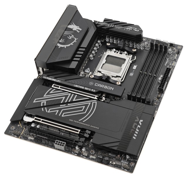 MSI MPG X870E CARBON MAX WIFI 主機