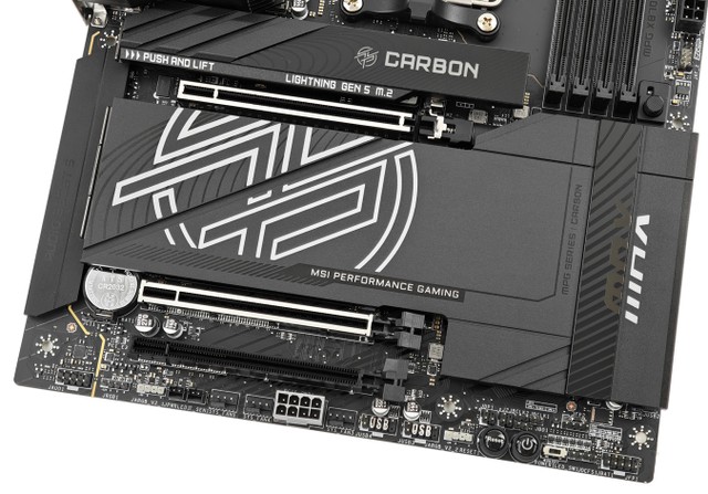 MSI MPG X870E CARBON MAX WIFI 主機