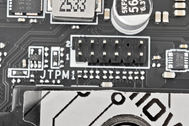 MSI MPG X870E CARBON MAX WIFI 主機