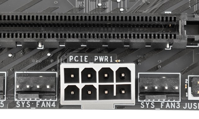 MSI MPG X870E CARBON MAX WIFI 主機