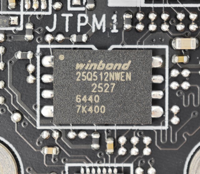 MSI MPG X870E CARBON MAX WIFI 主機