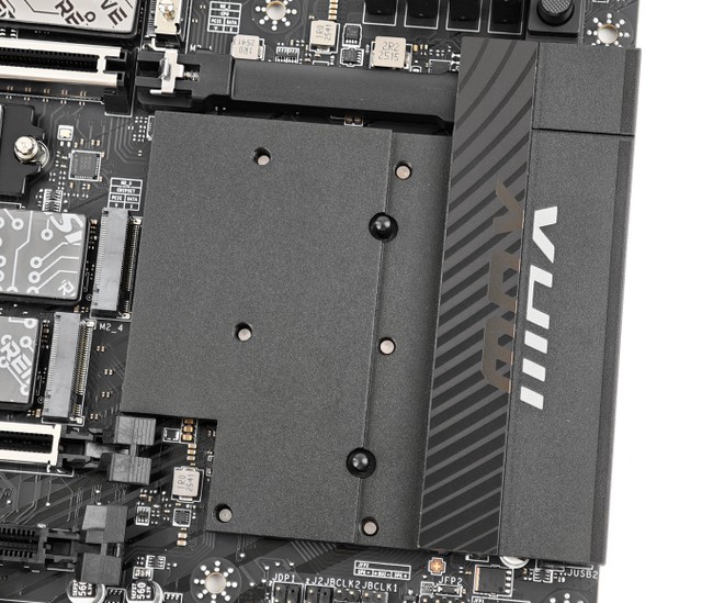 MSI MPG X870E CARBON MAX WIFI 主機