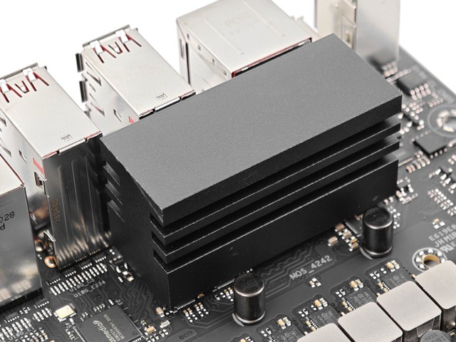 ROG STRIX X870E-E GAMING WIFI7 N