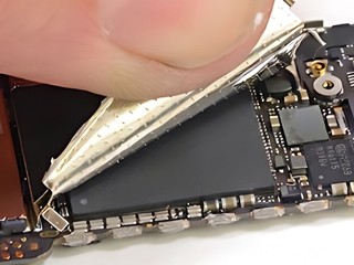 Apple、Intel 達成初步協議 部份晶片交 Intel 代工   減少對 TSMC 依賴
