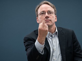 Linux 創辦人向開發者發出警告 大量 AI 生成錯誤報告湧入阻礙維護