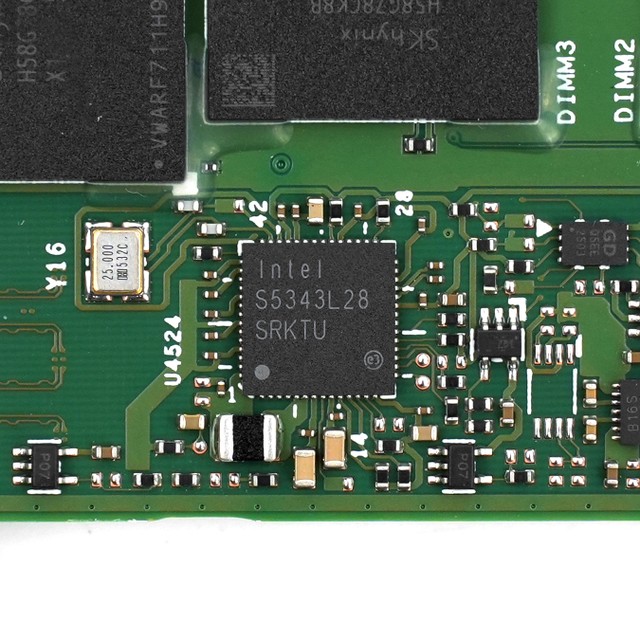 ASUS NUC 16 Pro