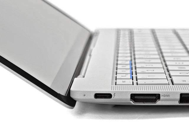 ASUS ExpertBook Ultra 商用手提電腦