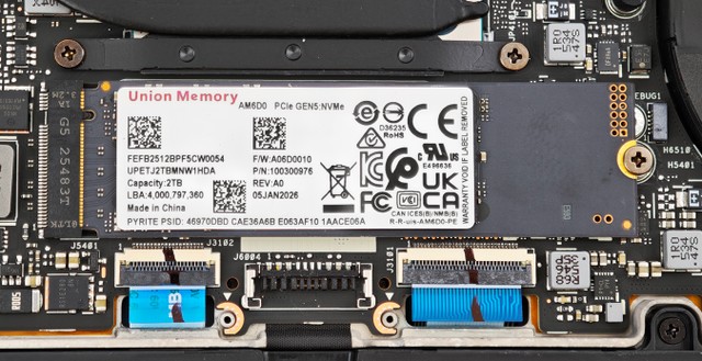 ASUS ExpertBook Ultra 商用手提電腦