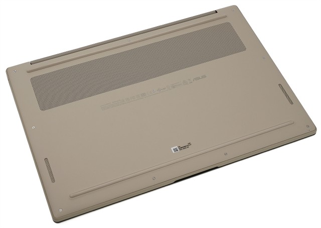 ASUS Zenbook A16 (UX3607)