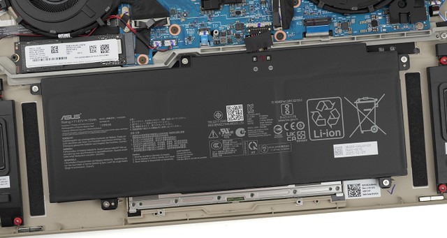 ASUS Zenbook A16 (UX3607)