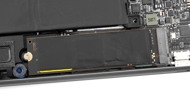 MSI Prestige 14 Flip AI+ D3M