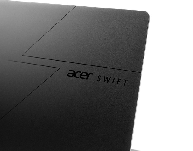 Acer Swift Go 16 AI 358H
