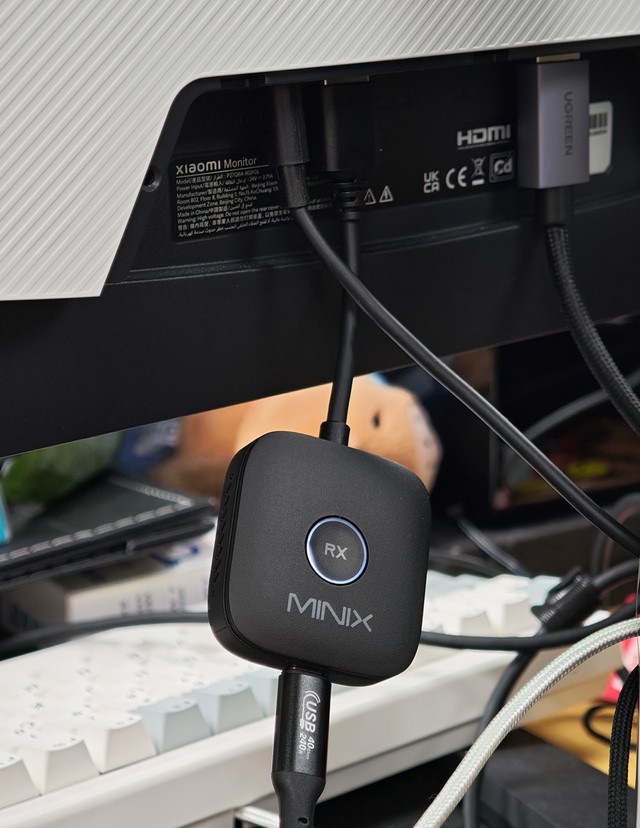 MINIX B21 2-to-1 Wireless Displa