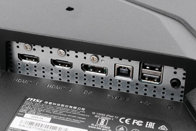 MSI MAG 272URDF E16 雙模顯示器