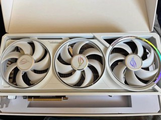 FB 二手交易放售 ROG RTX 5080 極似騙案 僅 500 美元結果卻是真的