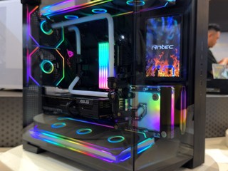 ANTEC 新款機箱、水冷、電源登場 擴展 Mini PC、耳機、鍵盤滑鼠產品線