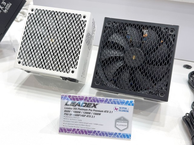 3600W