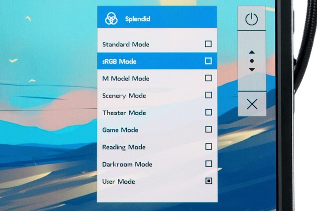 ASUS ZenScreen OLED MQ16FC