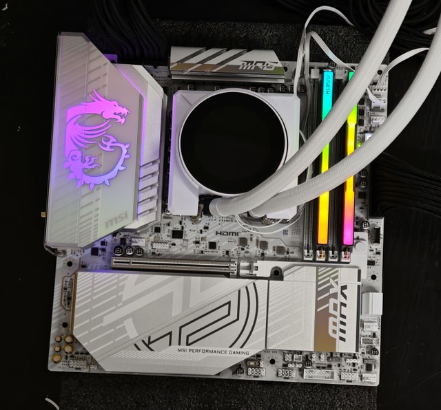 MSI MPG B850M EDGE TI MAX WIFI 主