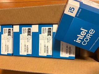 日本買家網購 Core i5-14400 CPU 收到一整箱 5 顆    主動聯絡退回獲讚賞