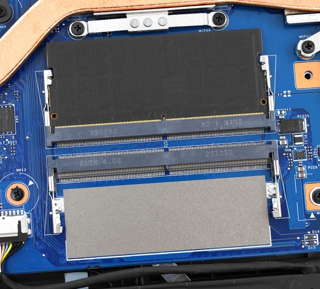 MSI Cyborg 15 Max C2WG