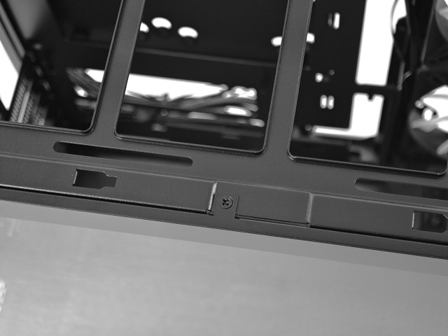MSI MPG VIXTA 300R PZ 機箱
