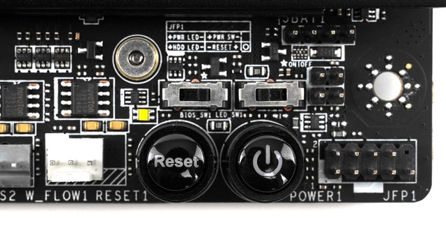 MSI MEG X870E UNIFY-X MAX