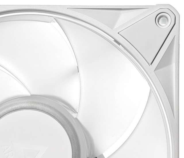 ARCTIC BioniX P12 / P14 A-RGB 風扇