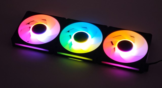 ARCTIC BioniX P12 / P14 A-RGB 風扇