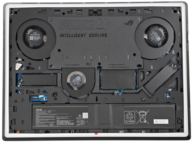 ASUS ROG Strix SCAR 18 (2026) G8