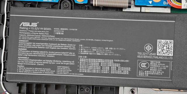ASUS ROG Strix SCAR 18 (2026) G8