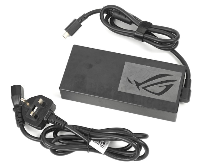 ASUS ROG Strix SCAR 18 (2026) G8