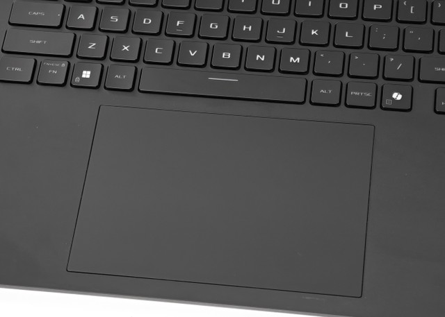 ASUS ROG Strix SCAR 18 (2026) G8