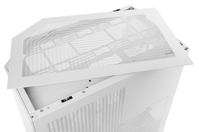 HYTE Y50 RGB