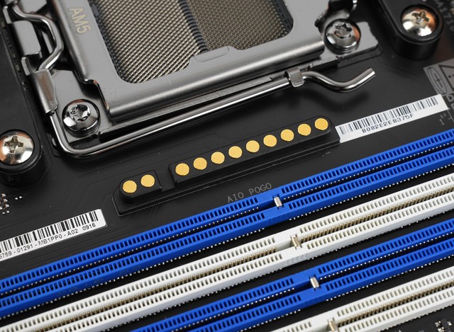 ASUS ROG CROSSHAIR 2006